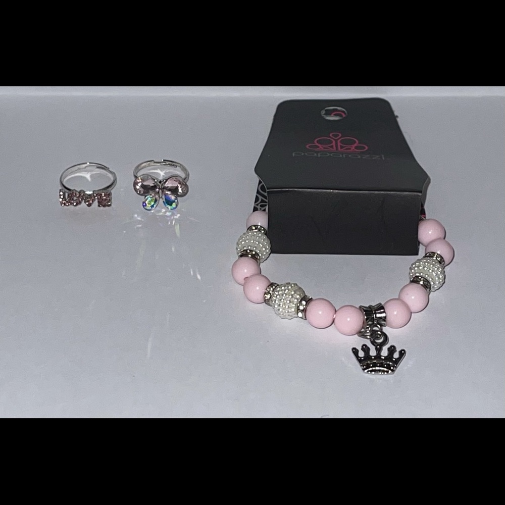 Princess set. Paparazzi $5